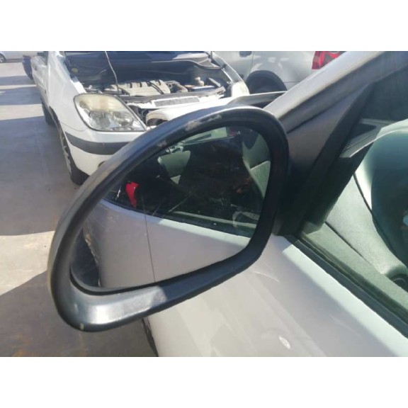 seat ibiza (6l1) del año 2005