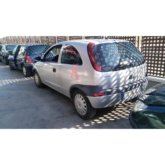 opel corsa c del año 2002