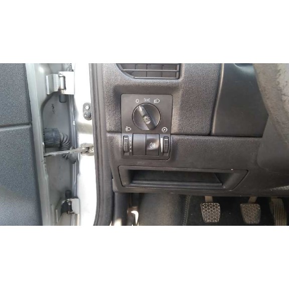 opel corsa c del año 2002