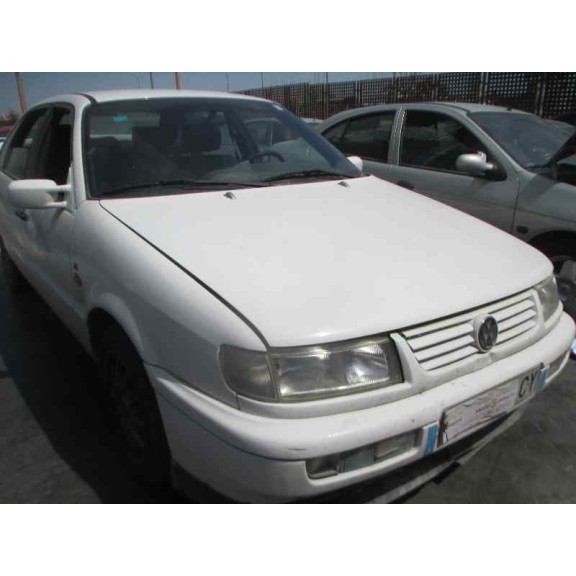 volkswagen passat berlina (3a2) del año 1996