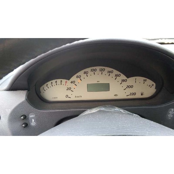mercedes-benz clase a (w168) del año 2000