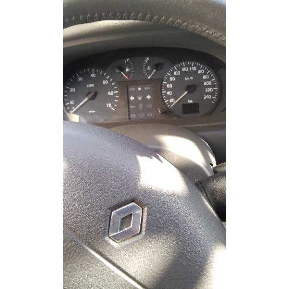 renault scenic (ja..) del año 2002