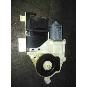 Recambio de motor elevalunas delantero derecho para citroën c4 berlina collection referencia OEM IAM 9681574880  