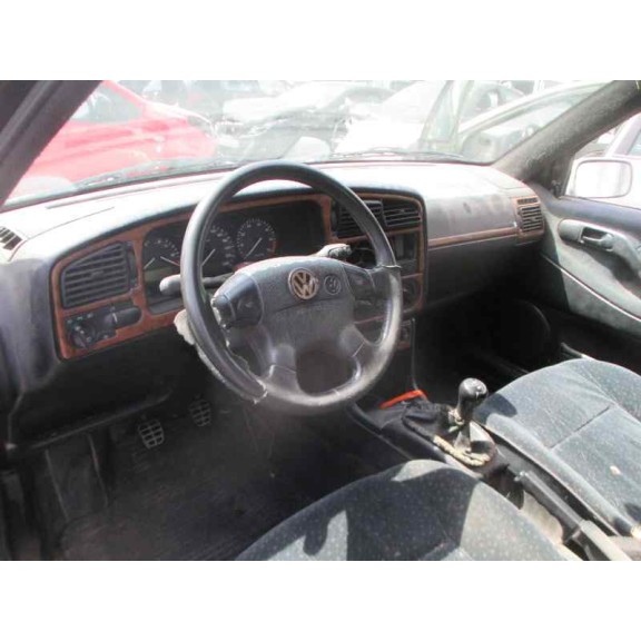 volkswagen passat berlina (3a2) del año 1996