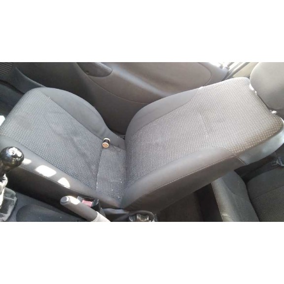 opel corsa c del año 2002