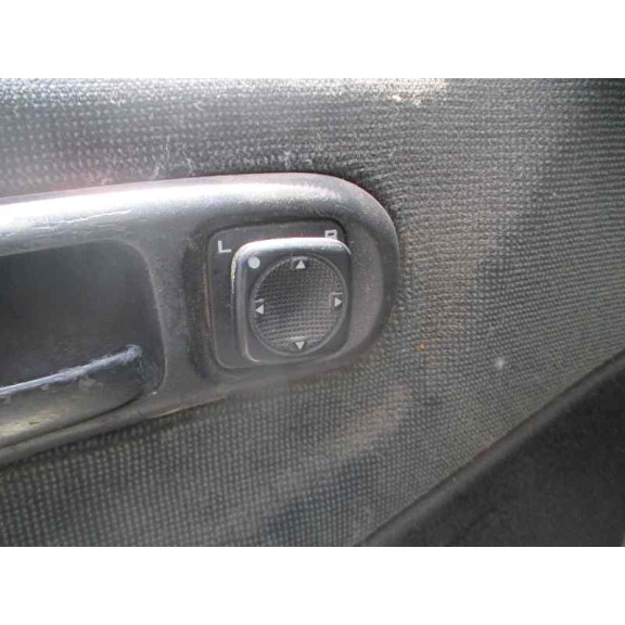 volkswagen passat berlina (3a2) del año 1996