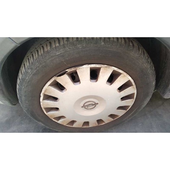 opel corsa c del año 2002