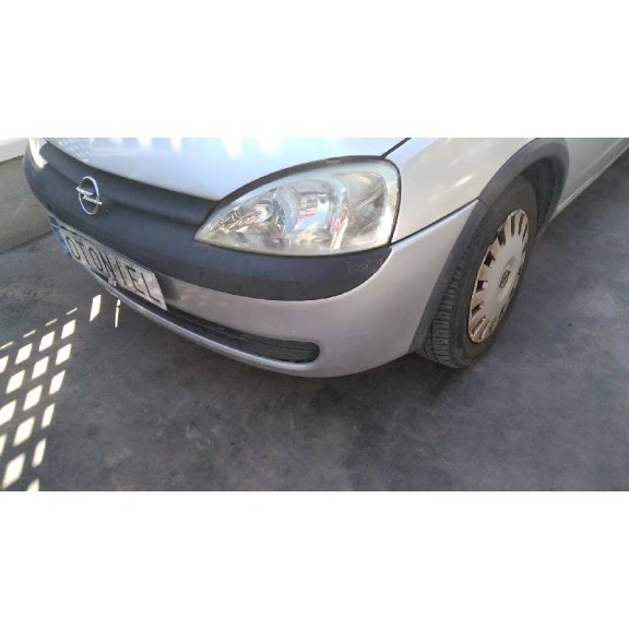 opel corsa c del año 2002