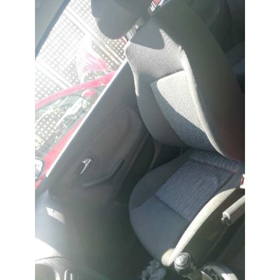 seat ibiza (6l1) del año 2005