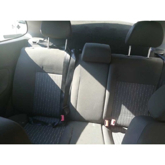 seat ibiza (6l1) del año 2005