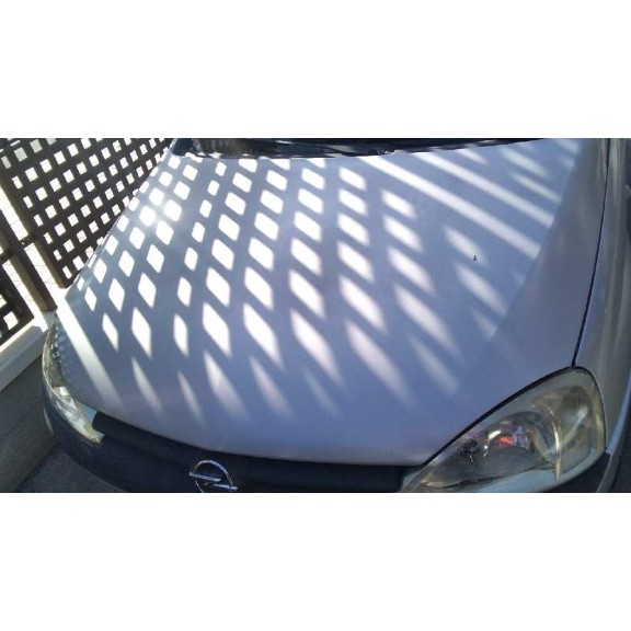 opel corsa c del año 2002