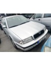 skoda octavia berlina (1u2) del año 1999
