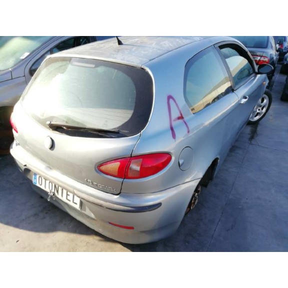 alfa romeo 147 (190) del año 2001