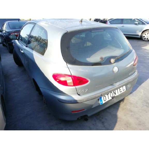 alfa romeo 147 (190) del año 2001