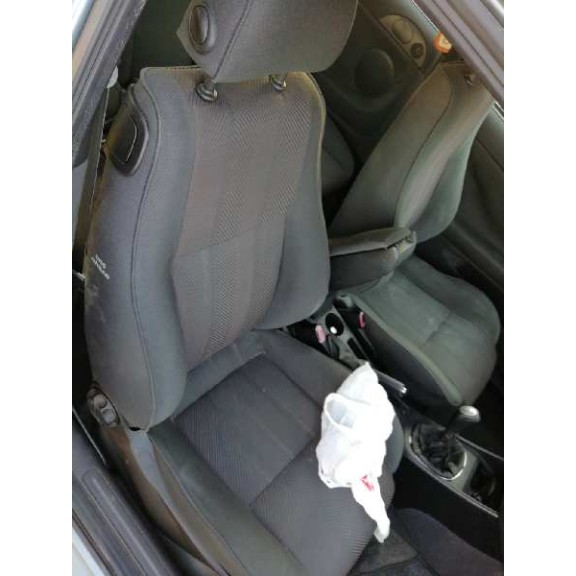 alfa romeo 147 (190) del año 2001