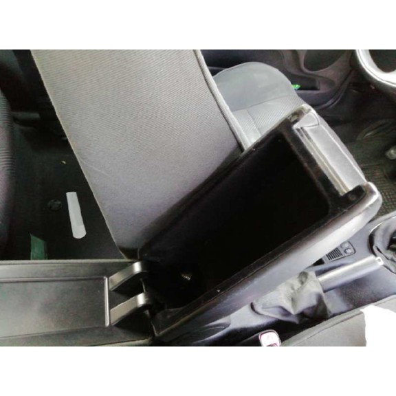 alfa romeo 147 (190) del año 2001