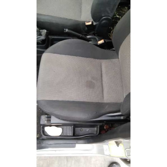 opel agila del año 2005