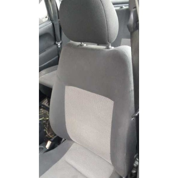 opel agila del año 2005