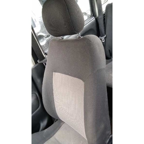 opel agila del año 2005