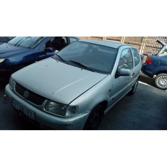 volkswagen polo berlina (6n1) del año 1999