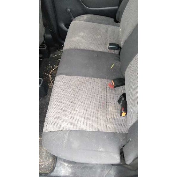 opel agila del año 2005