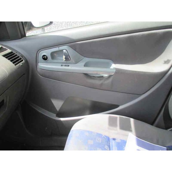 seat ibiza (6k1) del año 2000