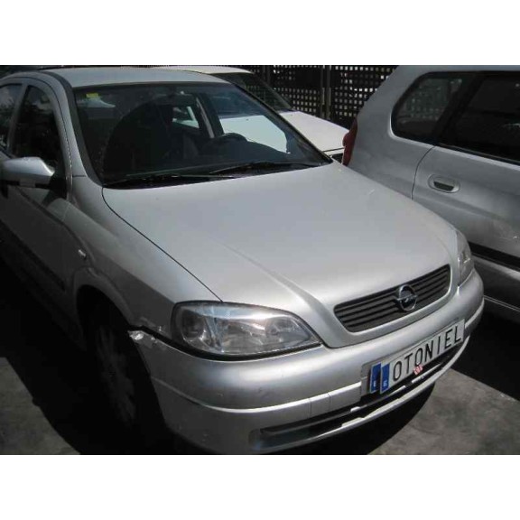 opel astra g berlina del año 1999