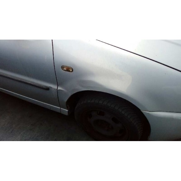 volkswagen polo berlina (6n1) del año 1999