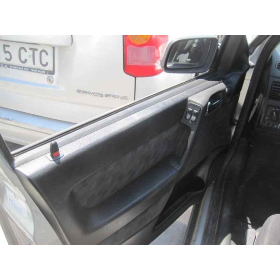 opel astra g berlina del año 1999