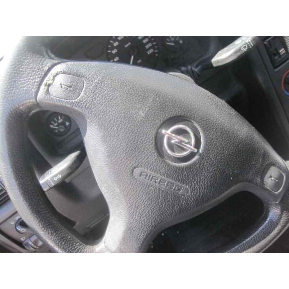 opel astra g berlina del año 1999