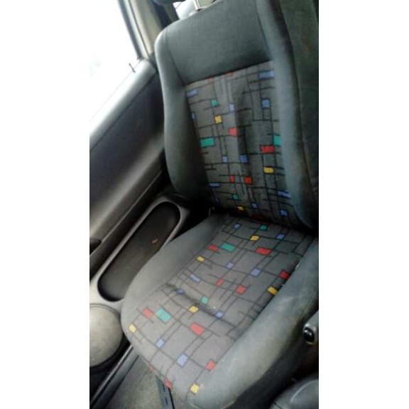 volkswagen polo berlina (6n1) del año 1999