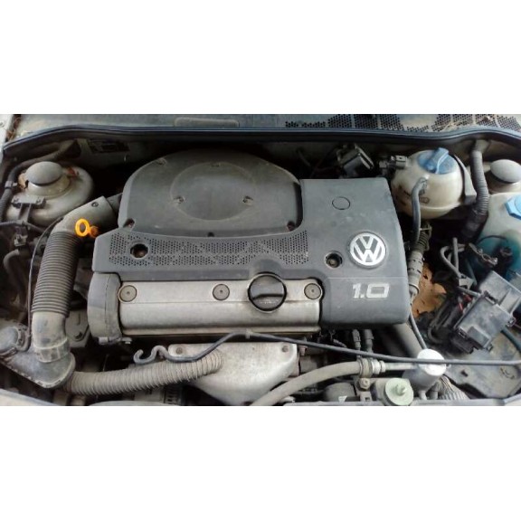 volkswagen polo berlina (6n1) del año 1999