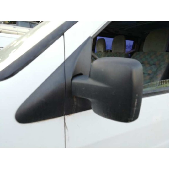 mercedes-benz vito (w638) caja cerrada del año 2003