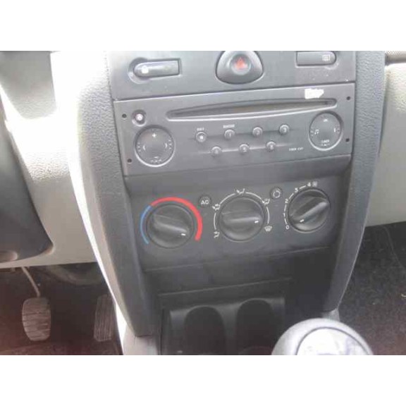 renault clio ii fase ii (b/cb0) del año 2003