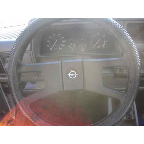 opel corsa a del año 1989