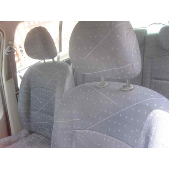 renault clio ii fase ii (b/cb0) del año 2003