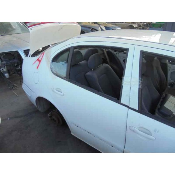 seat toledo (1m2) del año 2001