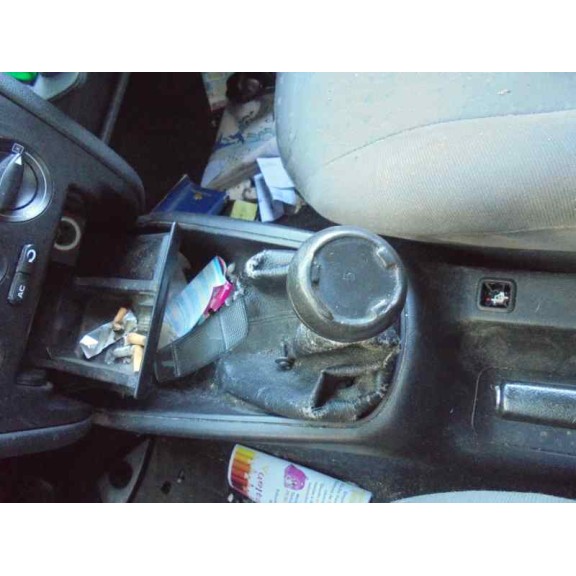 seat toledo (1m2) del año 2001