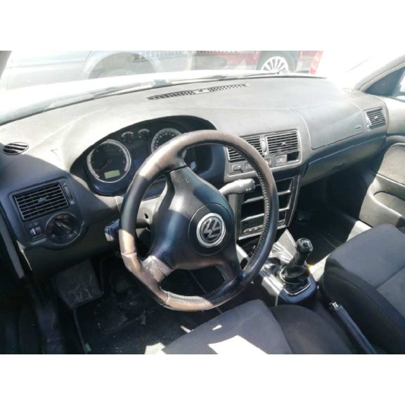 volkswagen golf iv berlina (1j1) del año 2002