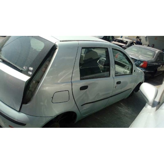 fiat punto berlina (188) del año 2004