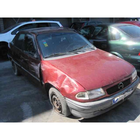 opel astra f berlina del año 1996