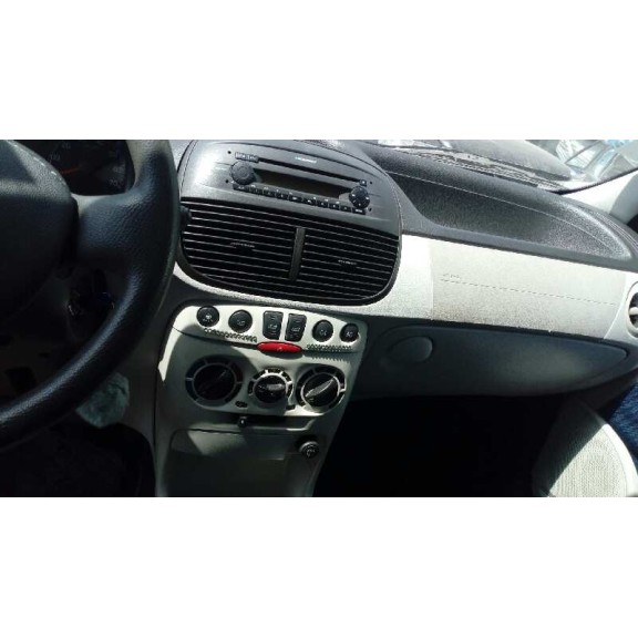 fiat punto berlina (188) del año 2004