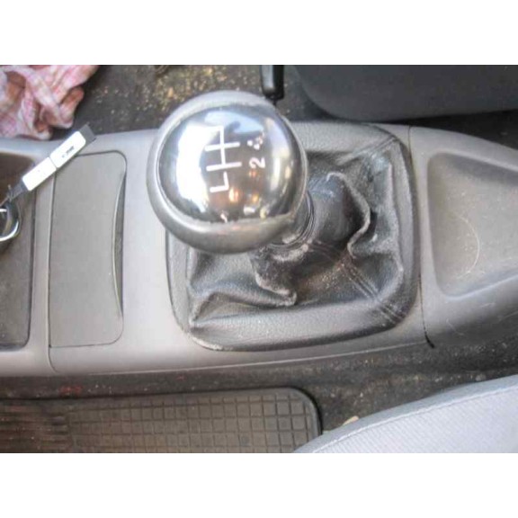 seat ibiza (6k1) del año 2001