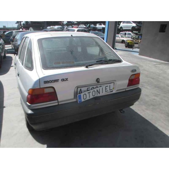 ford escort berlina del año 1991