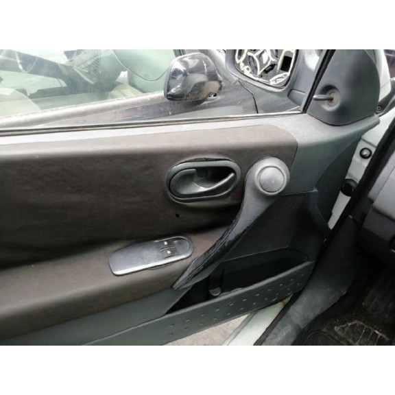 renault megane ii berlina 5p del año 2004