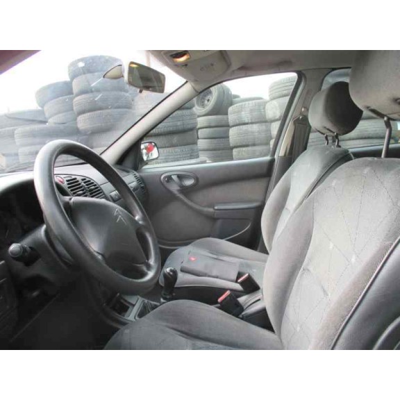 citroën xsara berlina del año 2002