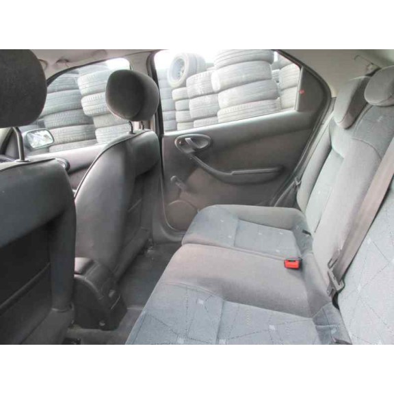 citroën xsara berlina del año 2002