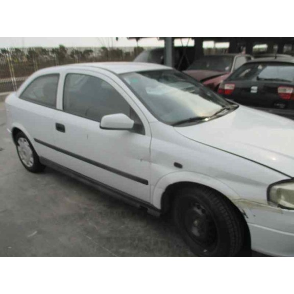 opel astra g berlina del año 2001