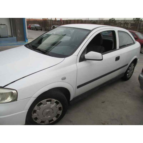 opel astra g berlina del año 2001
