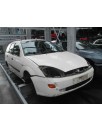 ford focus berlina (cak) del año 2001